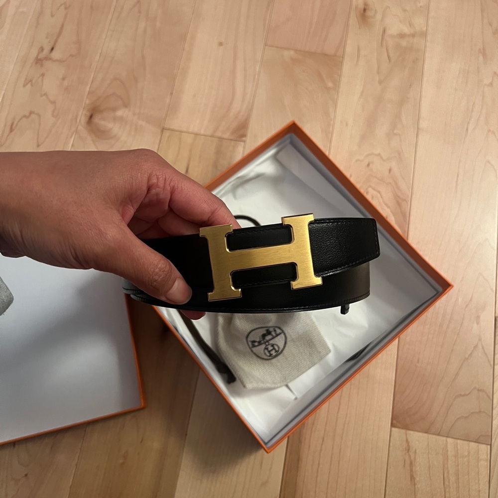 Hermes black and gold reversible H belt